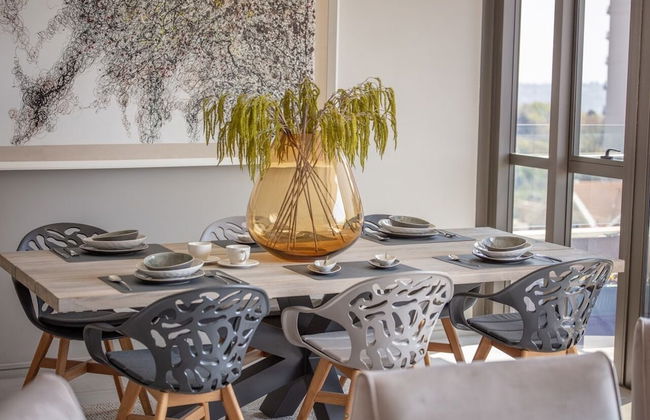 Azalia Apartments - Photo 8