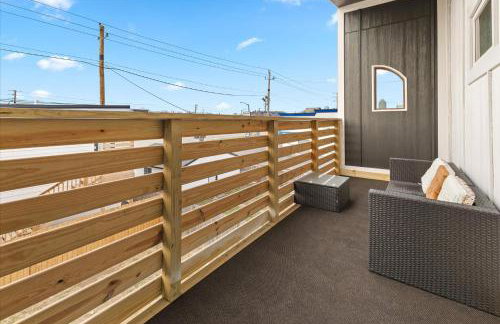 Spacious Downtown Indy Home Perfect for Groups - Photo 2