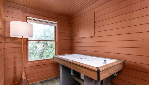 Cozy 3BD with Air Hockey, BBQ - Near Duke University - Foto 4, Game Room