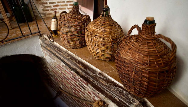 Tinajas de la bodega