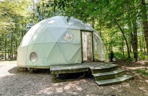 Incredible Spacious Dome for A Group Glamping Experience Surrounded by Nature in Woodridge, New York - Foto 18