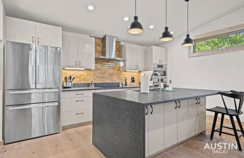 SoCo 1BR/1BA King Suite + Sunroom Porch, Near Zilker Park by Austin Vacay - Foto 9