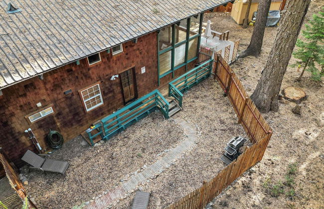 Sundance Foosball Table, Bbq, Near West Beach - Photo 47