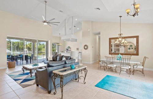 Cape Serenity- Premier Waterfront Villa with Kayaks and Bikes - Photo 10