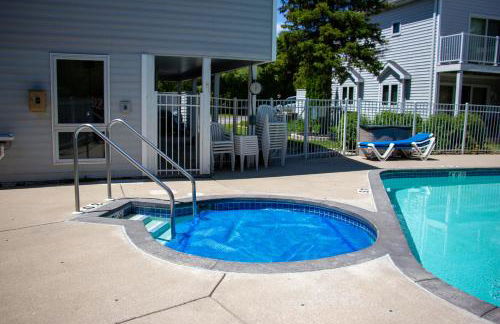 Relaxing Busy Bee C-7 by Simple Life Rentals - Foto 16