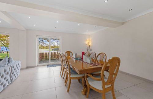 Home with Natural Mineral Spring Water near Stamford - Foto 9