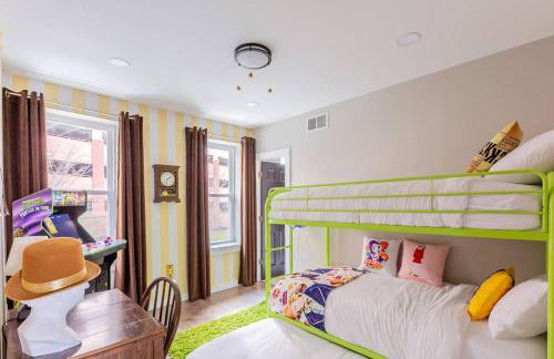 Famous Willy Wonka Themed Home - Foto 33