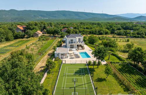 Luxury Villa Decima near Split - Pool & Tennis Retreat - Foto 2