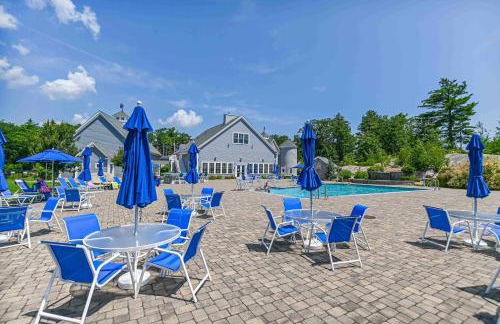 Maritime Meadows - Charming Resort-Style Home - Photo 13