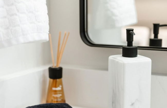 The Oxen - Dt Home w Putting Green and Tons of Parking - Photo 30