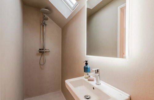 Norton Coach House - Photo 15