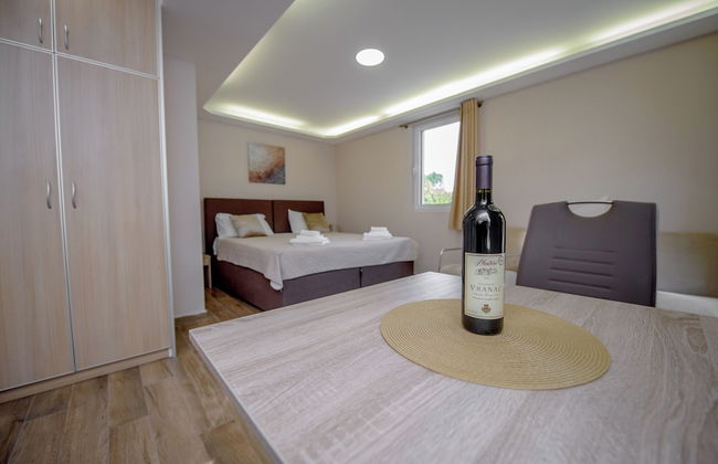 Villa Vrutak - Photo 26