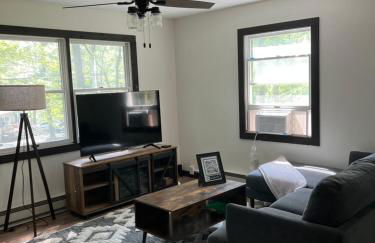 The Flying Dutchman Cottage in amenities filled Masthope community Ski Big Bear - Foto 6