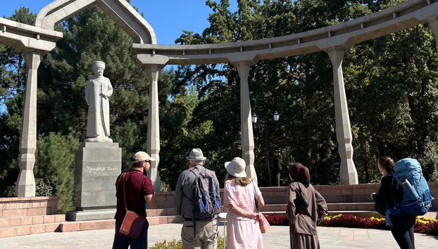 Conociendo la historia de Biskek en la visita guiada