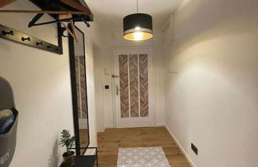 Schöne 2 Zimmer Wohnung Kingsize-Bett - Foto 2