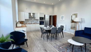 Welsh Getaway Apartment - Town Centre - Photo 5