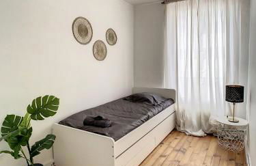 Grand Cozy appart - proche métro Paris - spots touristiques - Foto 8