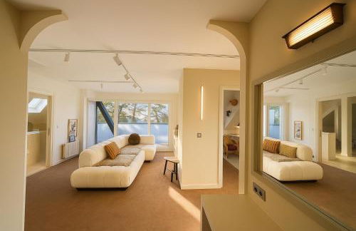 Villa ACMÉ 200 m du lac d'Annecy avec Piscine et Jacuzzi 14 personnes - Foto 28