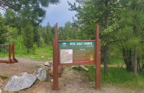 McCall Mountain Getaway - Pet Friendly - Photo 29