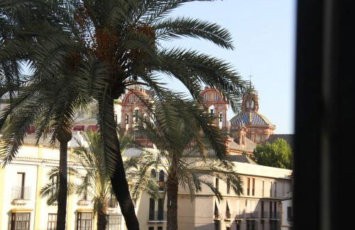 Elegant 2 Bedroom Apartment in Historic 1882 Building Central Sevilla Private Parking & Country Club Access - Foto 41