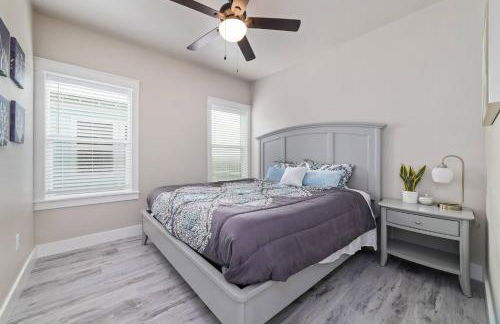 Heated Pool & Spa! Close To The Beach! - Photo 13