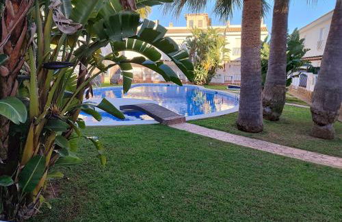 Adosado con piscina - Foto 1