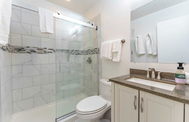 Walk to Lake, Dining+shops 5mins to Ski Resort Incline Paradise by Avantstay - Photo 29