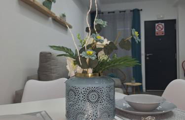 Alba Home , junto al estadio fútbol y Ribera - Foto 21