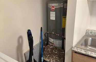 Cozy 1-Bedroom Apartment in Roy - Foto 9