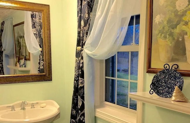 Clamshell By The Sea - Photo 13