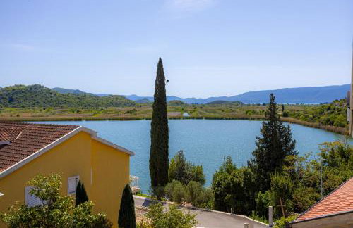 Apartment Skalin - Modern Comfort with a Local Touch - Foto 31