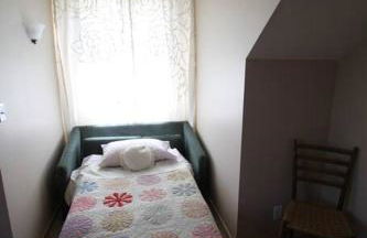 Five Bedroom Colonial Style Home - Foto 13