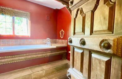 The Mill House on the Brooks South Downs West Sussex Sleeps 15 - Foto 12