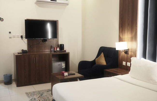 Reef Al Qassim 2 Hotel Apartments - Photo 2