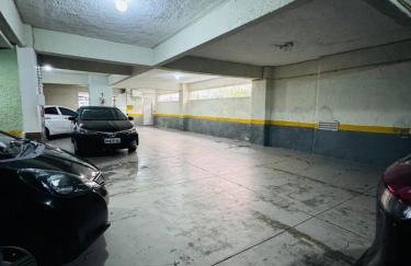 Lindo 3 quartos a 6 minutos da praia de Copacabana - Foto 43