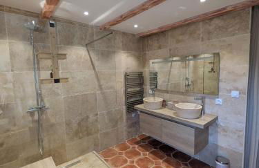 Les Pagnons - Foto 6