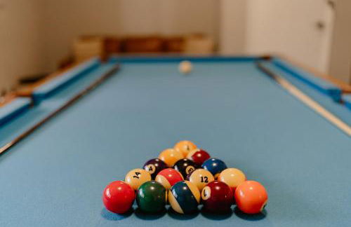 Bluffview on the River with a hot tub sauna pool table and more - Foto 19