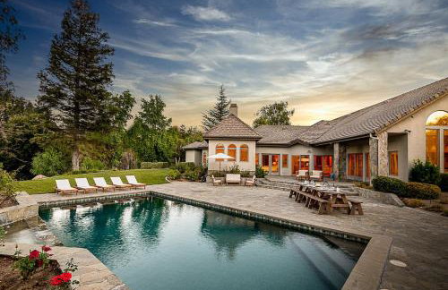 The Oaktree Estate by Fieldtrip 7 Acre Private Resort with Lake Pool Vineyard - Foto 56