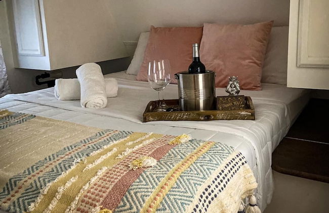 El Camper with private pool - Photo 3