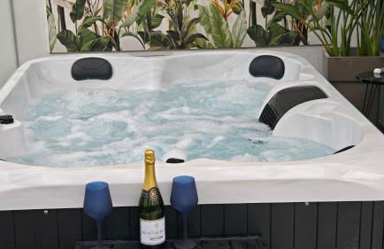 Muse by the beach with Jakuzzi - Foto 10