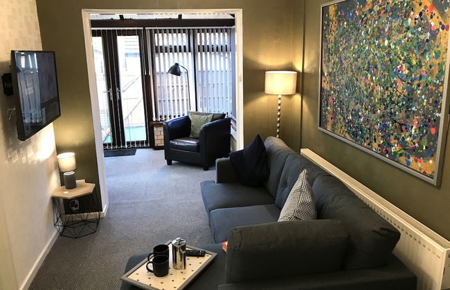 Sleeps up to 7, Parking, Office, Preston Nr M6/m65 - Foto 28