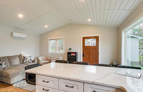 Fish, Swim and Explore! 2-Cabin Camp on Round Lake - Foto 7