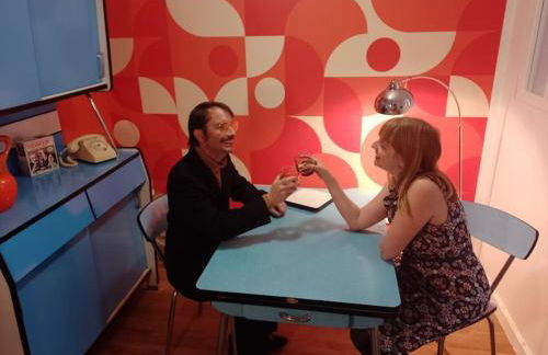 The Seventies Appart rétro (proche gare et centre ville) - Foto 12