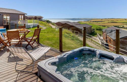 3 Bed in Torpoint oc-83792 - Photo 1