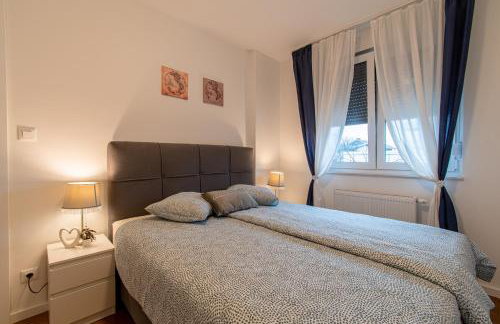 Flexible SelfCheckIns 39 - Zagreb - Parking - New - Foto 4