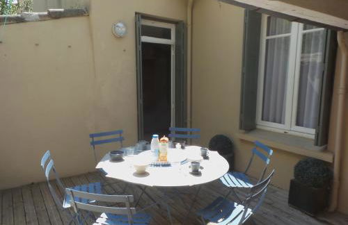 spacieux logement face à la Cité Médievale - Foto 15