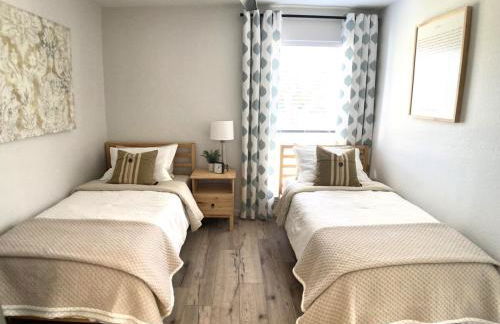 Stunning Newly Renovated 3BR 2B Home Hot Tub Game Room - Foto 46