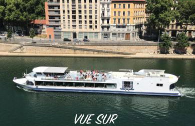 Vue sur l'eau - Photo 1