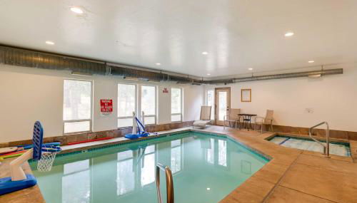 Indoor Entertainment Forested Sunriver Retreat! - Foto 2