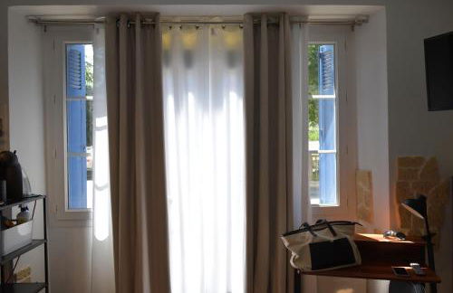 AUX 4 LOGIS - Studio Le City - Petit déjeuner offert 1ère nuit - Foto 12